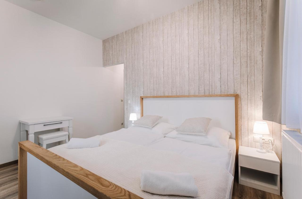 Soho Apartmanház Győr Exterior foto